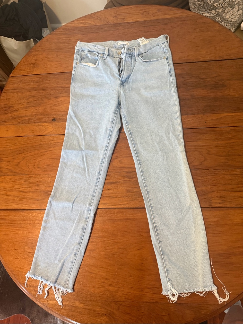 Good American Straight Jeans - Classic Casual Fit